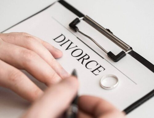 Why a Specialized Divorce Lawyer is Crucial: The Limits of Generalists